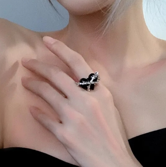 🖤 Cross My Dark Heart Ring - Picture 3 of 8